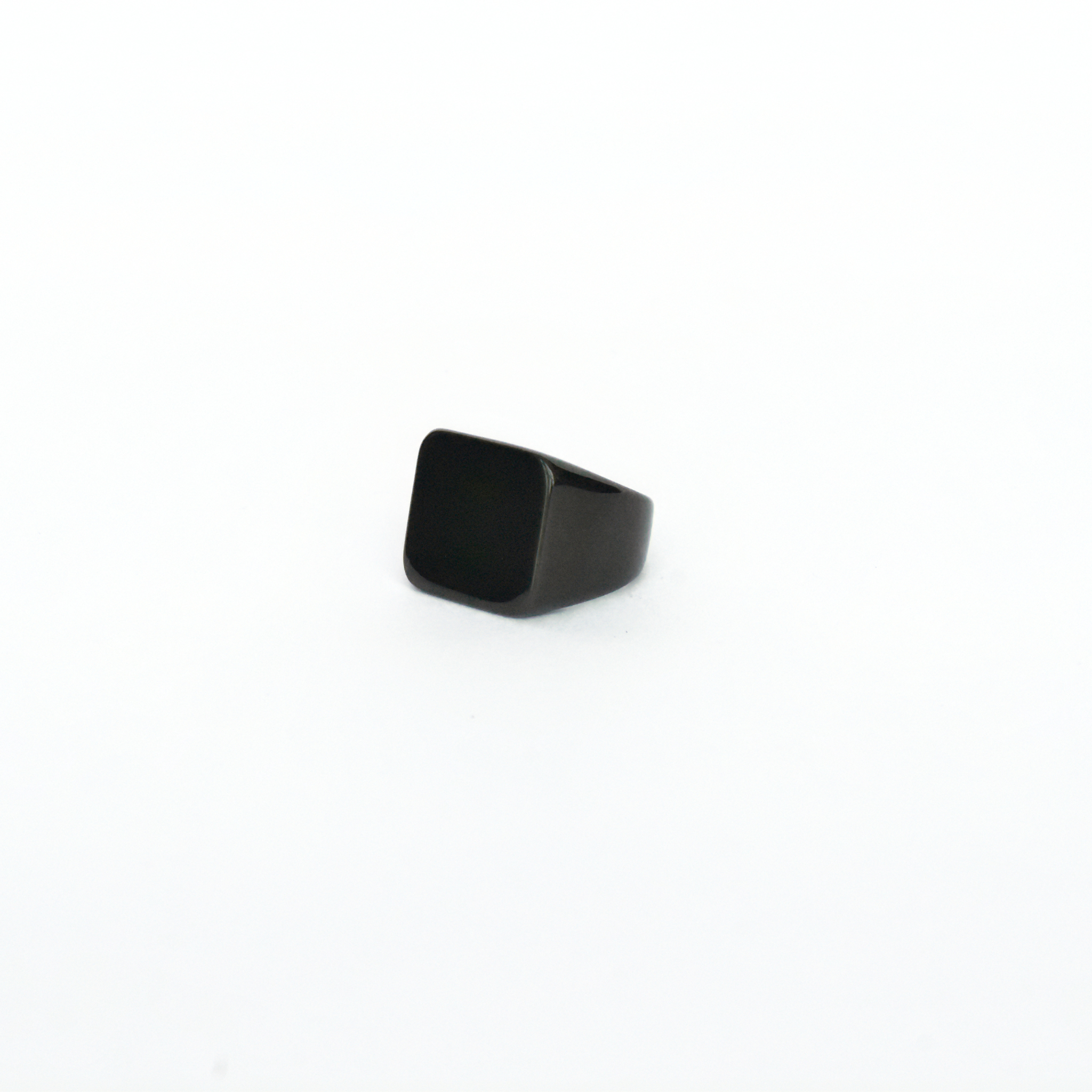 Noir Ring
