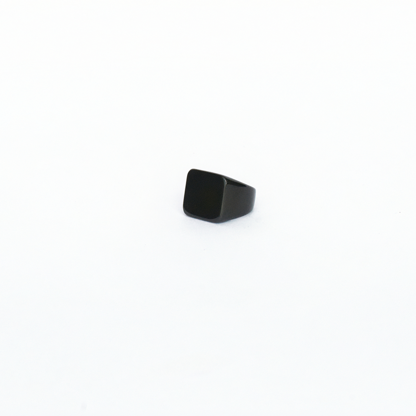 Noir Ring