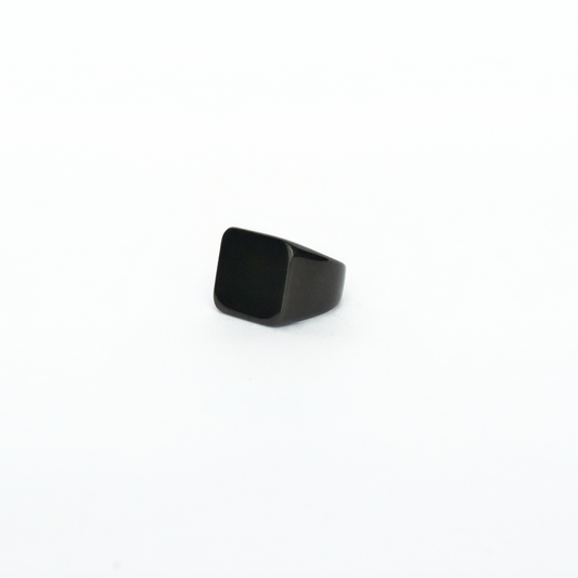Noir Ring