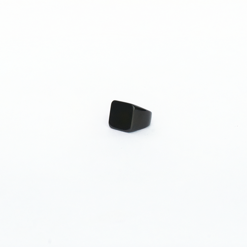 Noir Ring