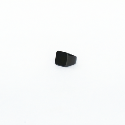 Noir Ring