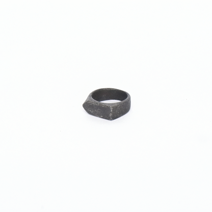 Broken edge ring