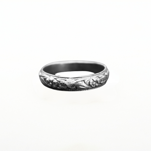 Bloom Line Ring