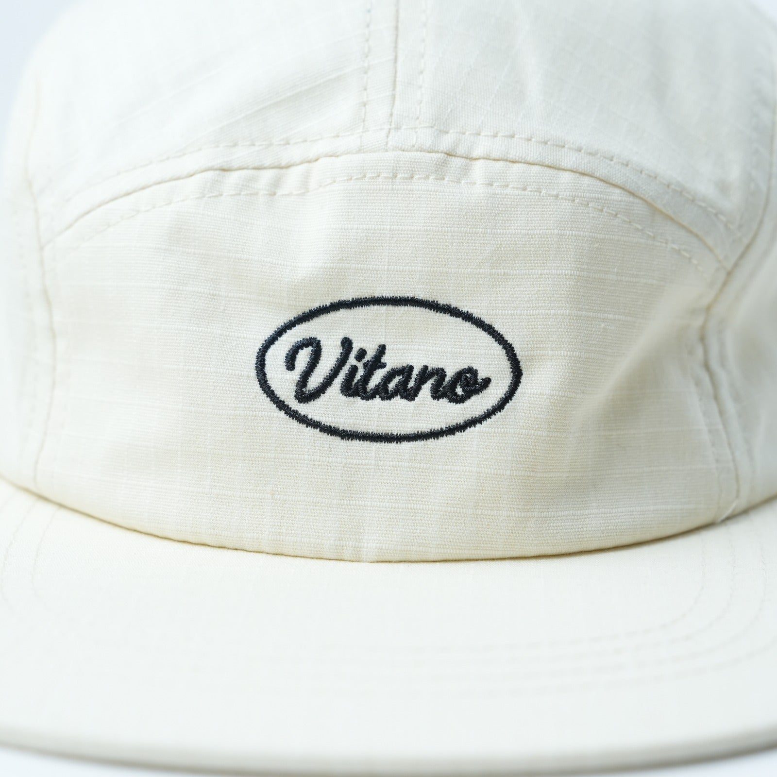 Cream Script כובע